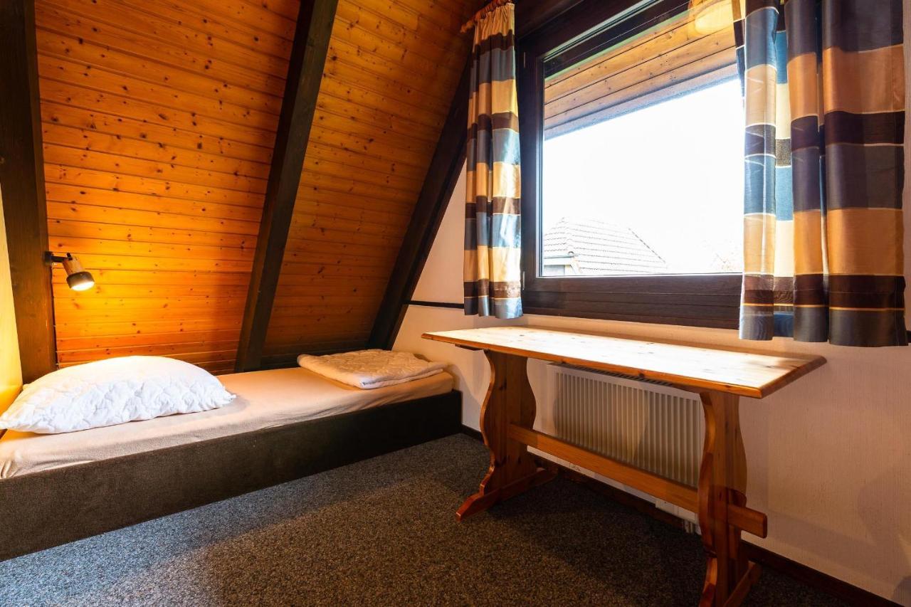 Ferienwohnpark Immenstaad Am Bodensee Nurdachhaus Typ 8 Ndt 099 ภายนอก รูปภาพ